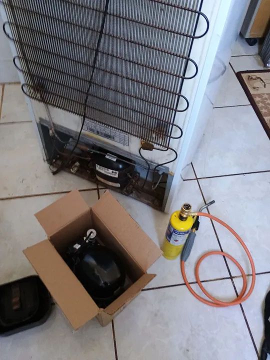 Instalação e manutenções refrigeração e elétrica  - Foto 3