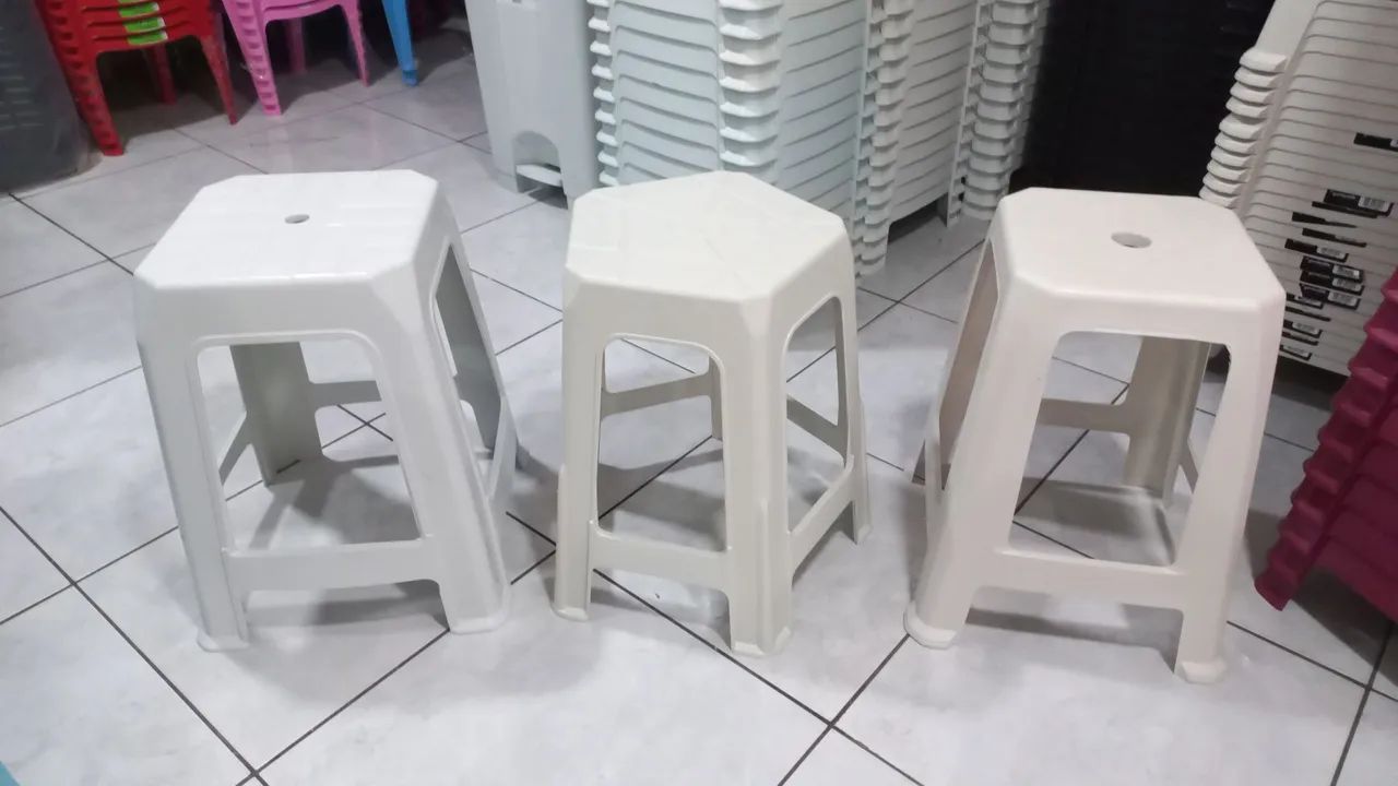 Banquetas Plásticas - Novas! PROMOÇÃO