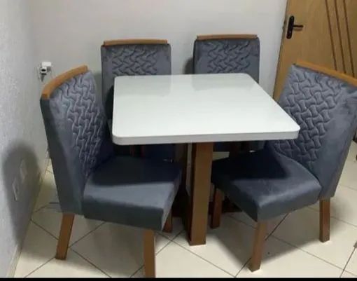 Mesa de jantar 4 lugares executiva ( temos a pronta entrega) 