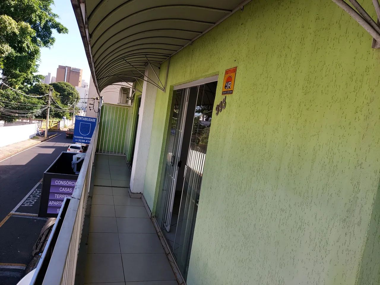 SALA COMERCIAL DUPLA NA PARTE DE CIMA FRENTE AO UPA SÃO BENEDITO  UBERABA  - Foto 3