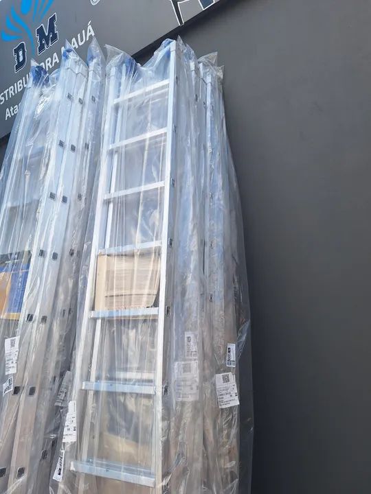 Escadas Alumínio - Diversos Modelos - Foto 2