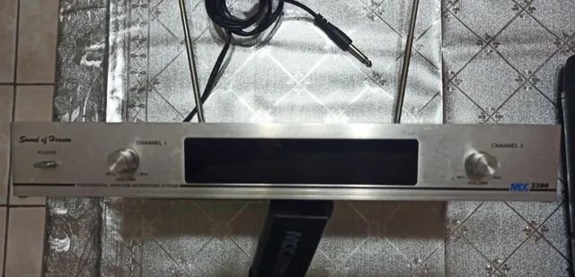 Aparelho de Microfone e Base Central Sem Fio Sound of Heaven Modelo MCC2200 160 - Foto 4