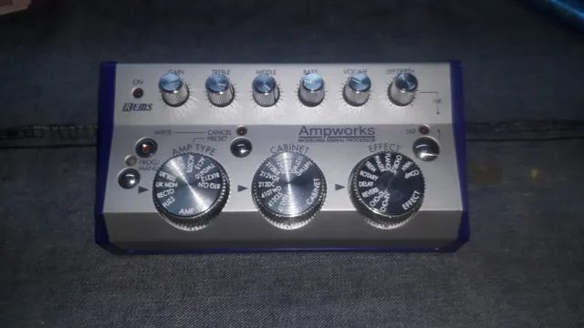 Ampworks - A Mais Conservada do Brasil! Bazar Musical