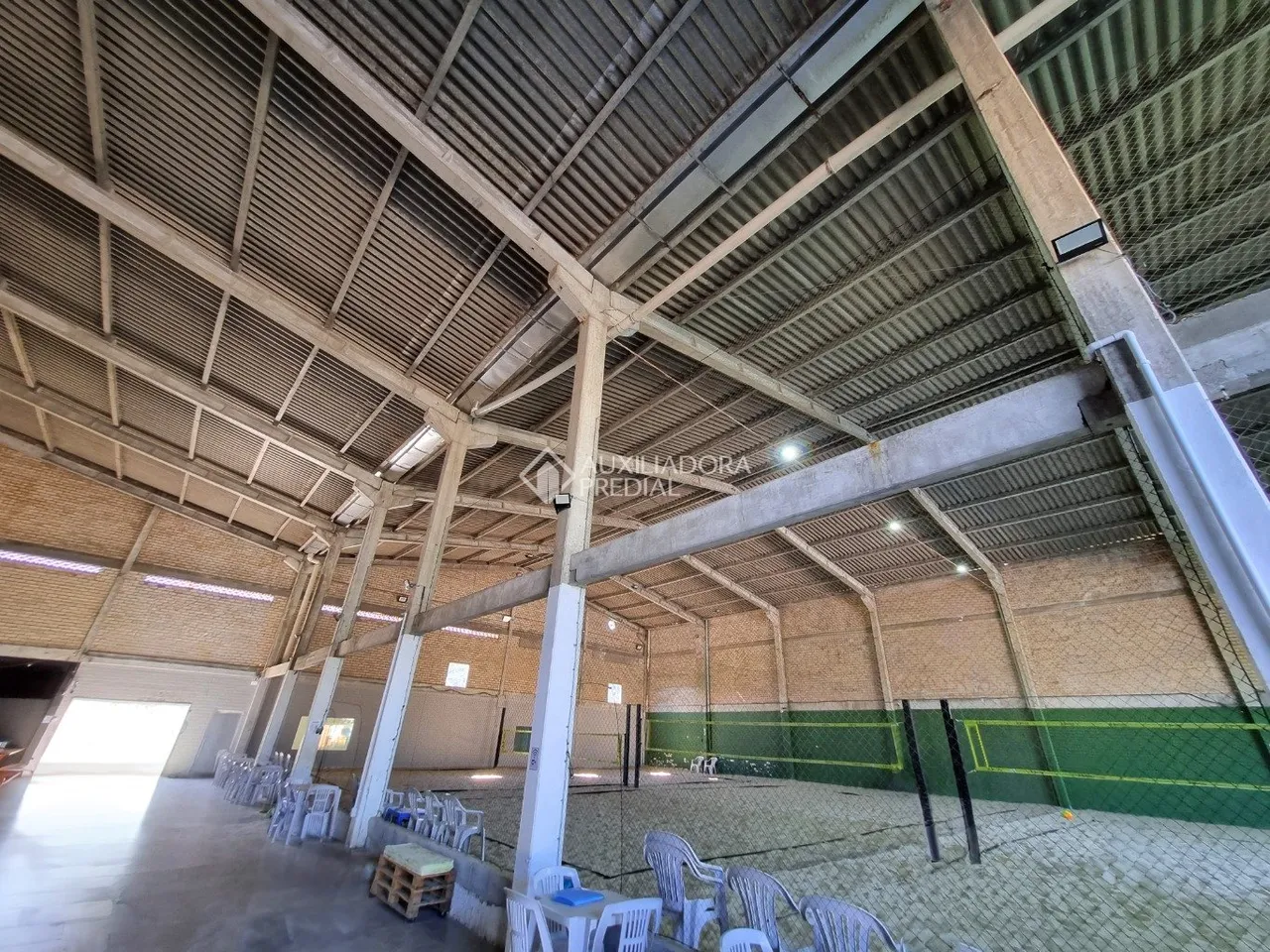 Galpão/Pavilhao com 4 Salas, 900m² de Área Livre em Vila Nova - Imbituba/SC