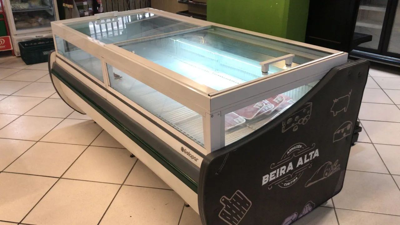 Ilha Expositora Gelopar