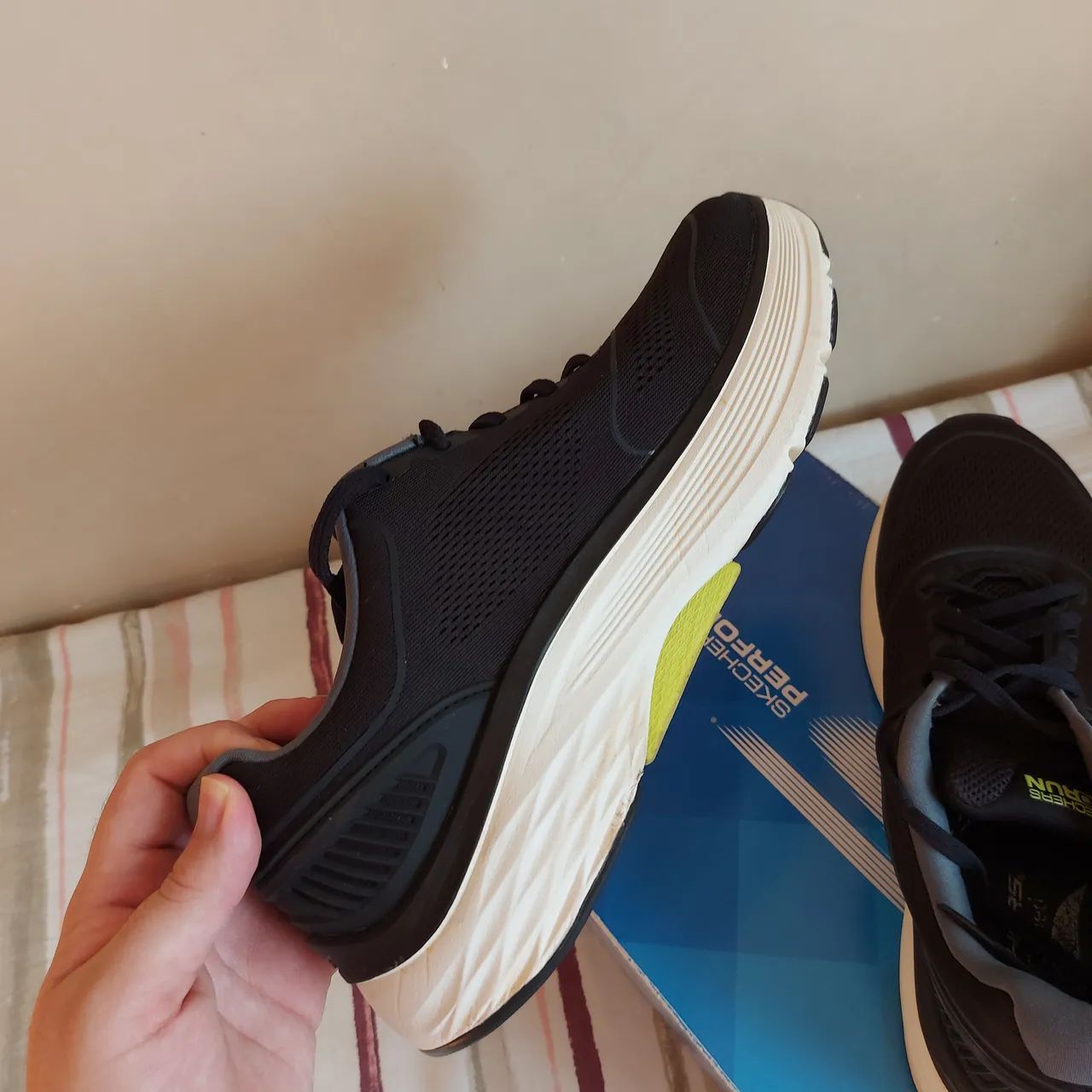 Tênis Skechers Performance Run 600 - Tamanho 42 - Foto 6