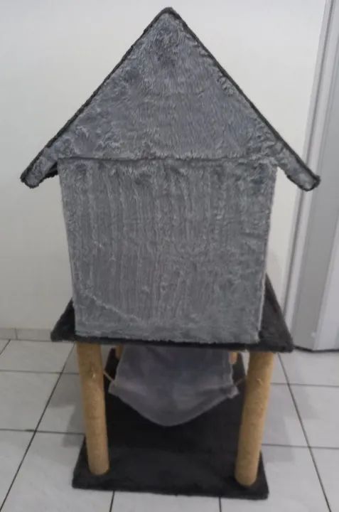 CASINHA COM ARRANHADOR TAMANHO GRANDE PARA GATOS  - Foto 6
