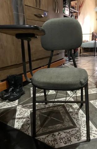 Cadeira universitária estofada. - Foto 2