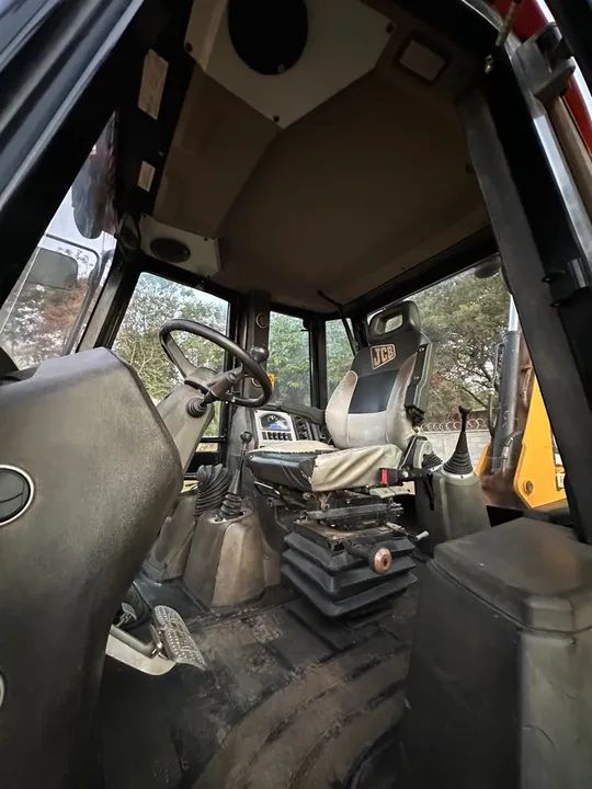 Retroescavadeira JCB 3CX 2020 4X4  - Foto 5