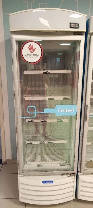 Freezer/Refrigerador MetalFrio - VF50F