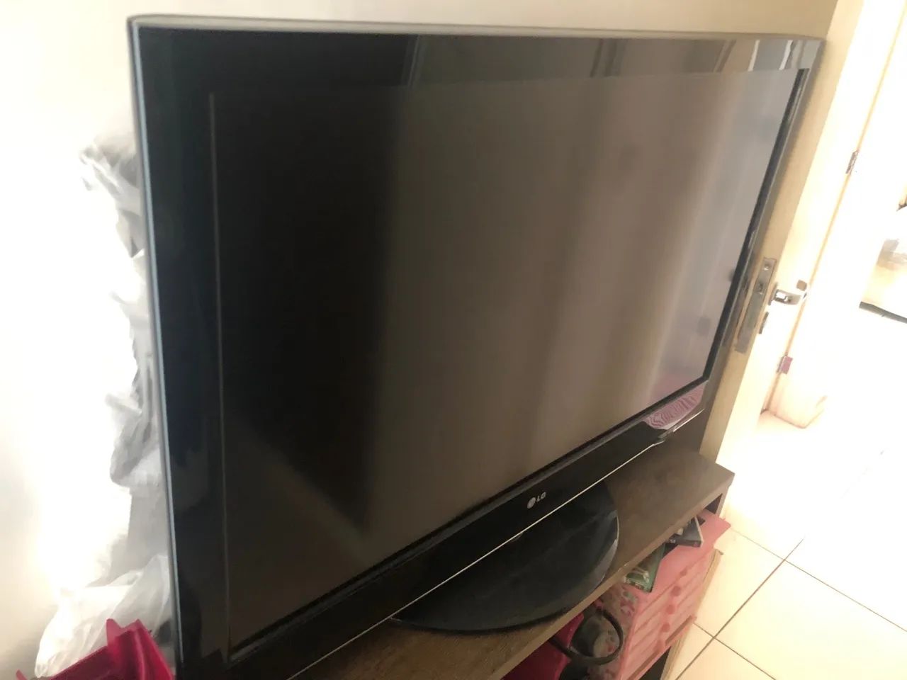 TV 42 polegadas LCD LG (precisa de manutenção)