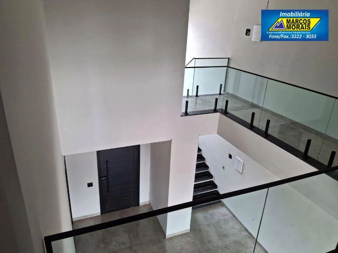 SOBRADO LUXUOSO, 3 SUÍTES, SENDO UMA MASTER, PISCINA. - Foto 2