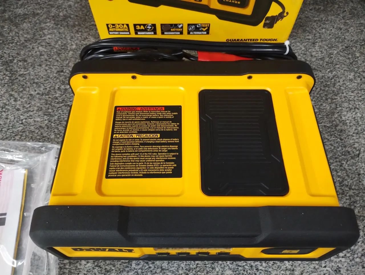 Auxiliar de partida e teste de carga e  alternador Dewalt  - Foto 3