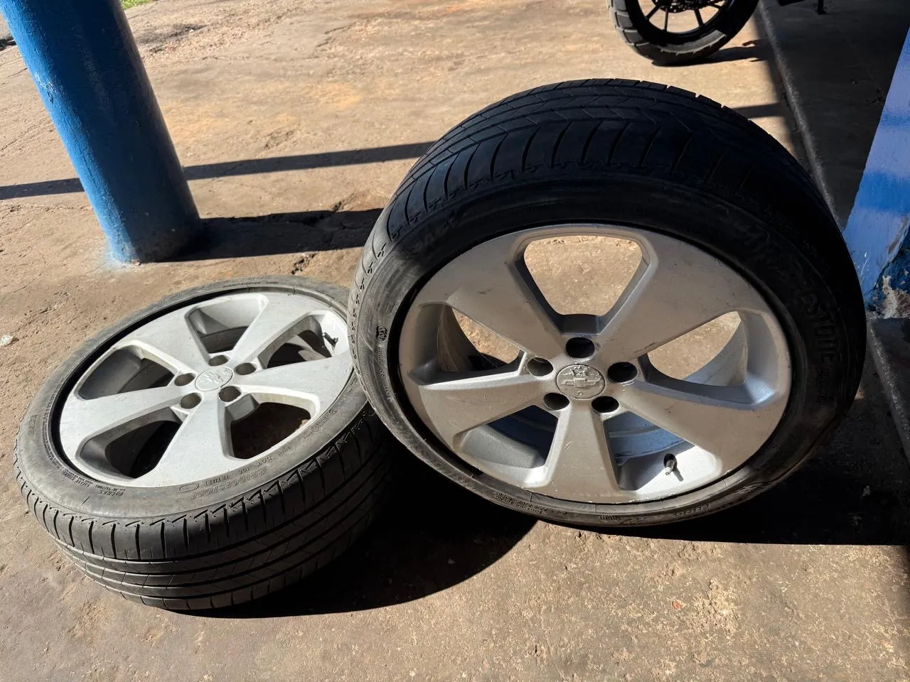 Par de rodas 5 foros chevrolet