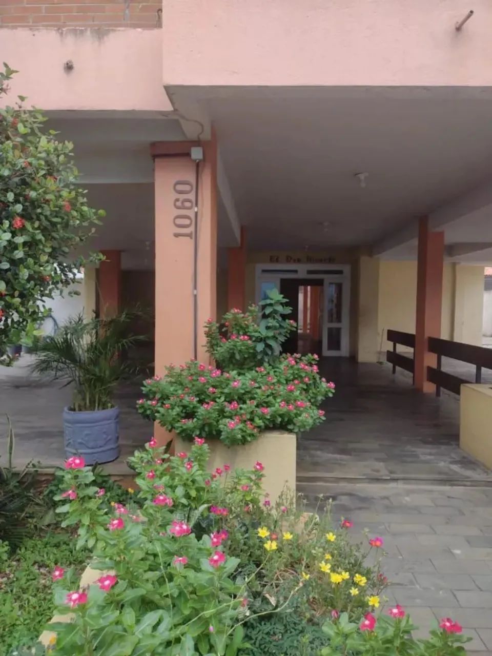 Imóvel para aluguel possui 122 metros quadrados com 2 quartos em Centro - Teresina - PI