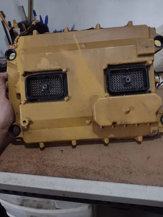 Caterpillar C11 Engine Control