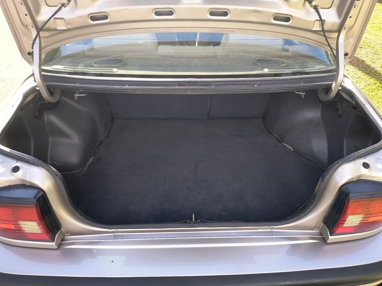 Mazda Protege Mec. 1994 - Foto 4