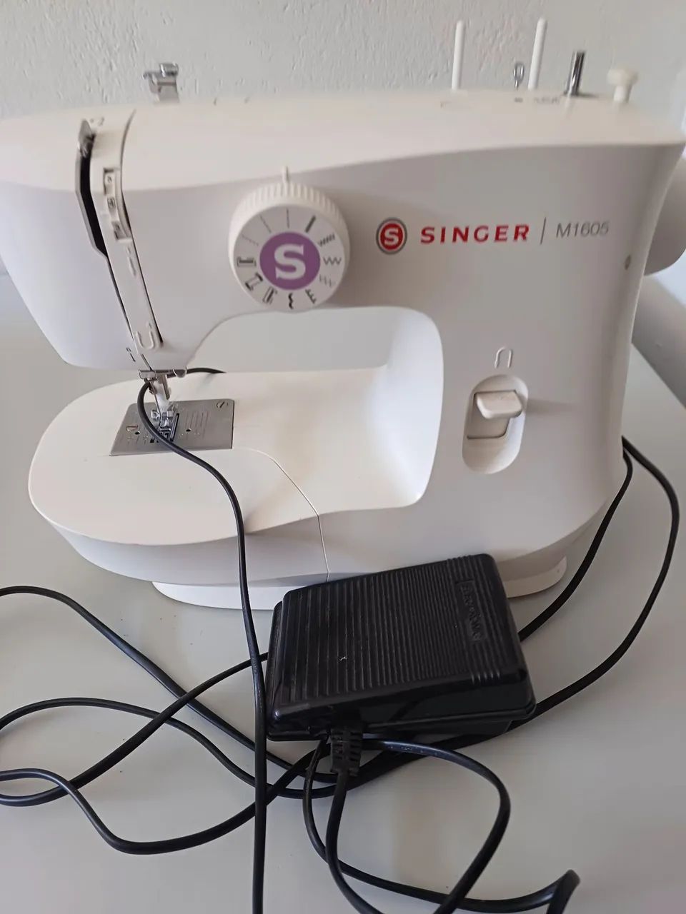 Máquina de Costura Singer M1605 - Foto 3