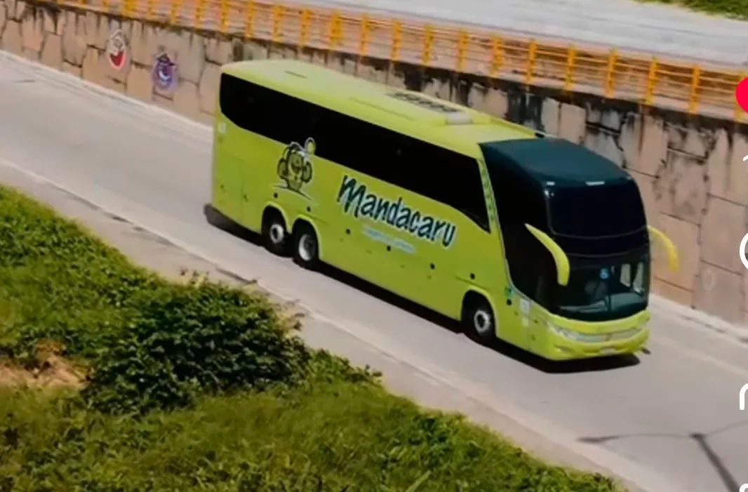 Vendo ônibus LD COM 50 LUGARES 