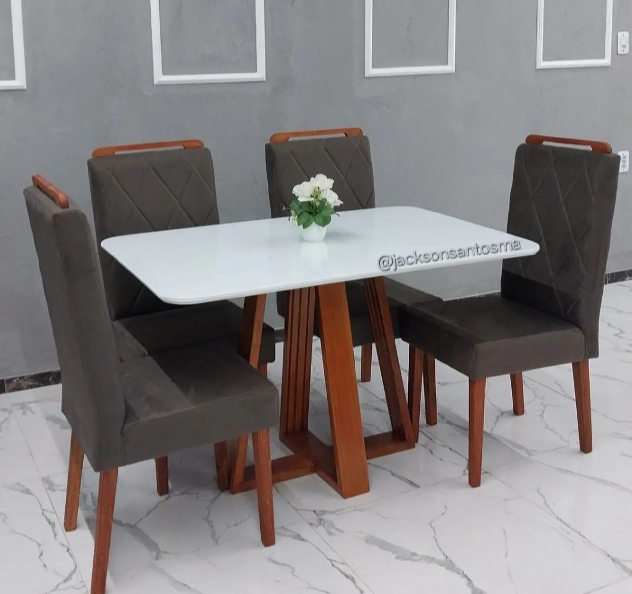 Cadeiras com Mesa Pronta Entrega F.R.E.T.E G.R.A.T.I.S 