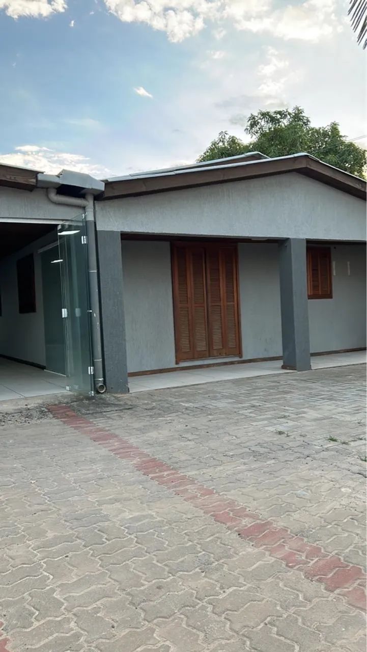 CASA NA PRAIA COM 3 QUARTOS