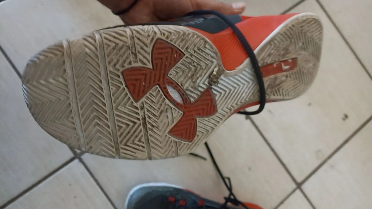 Tênis Under Armour Vermelho - Foto 5