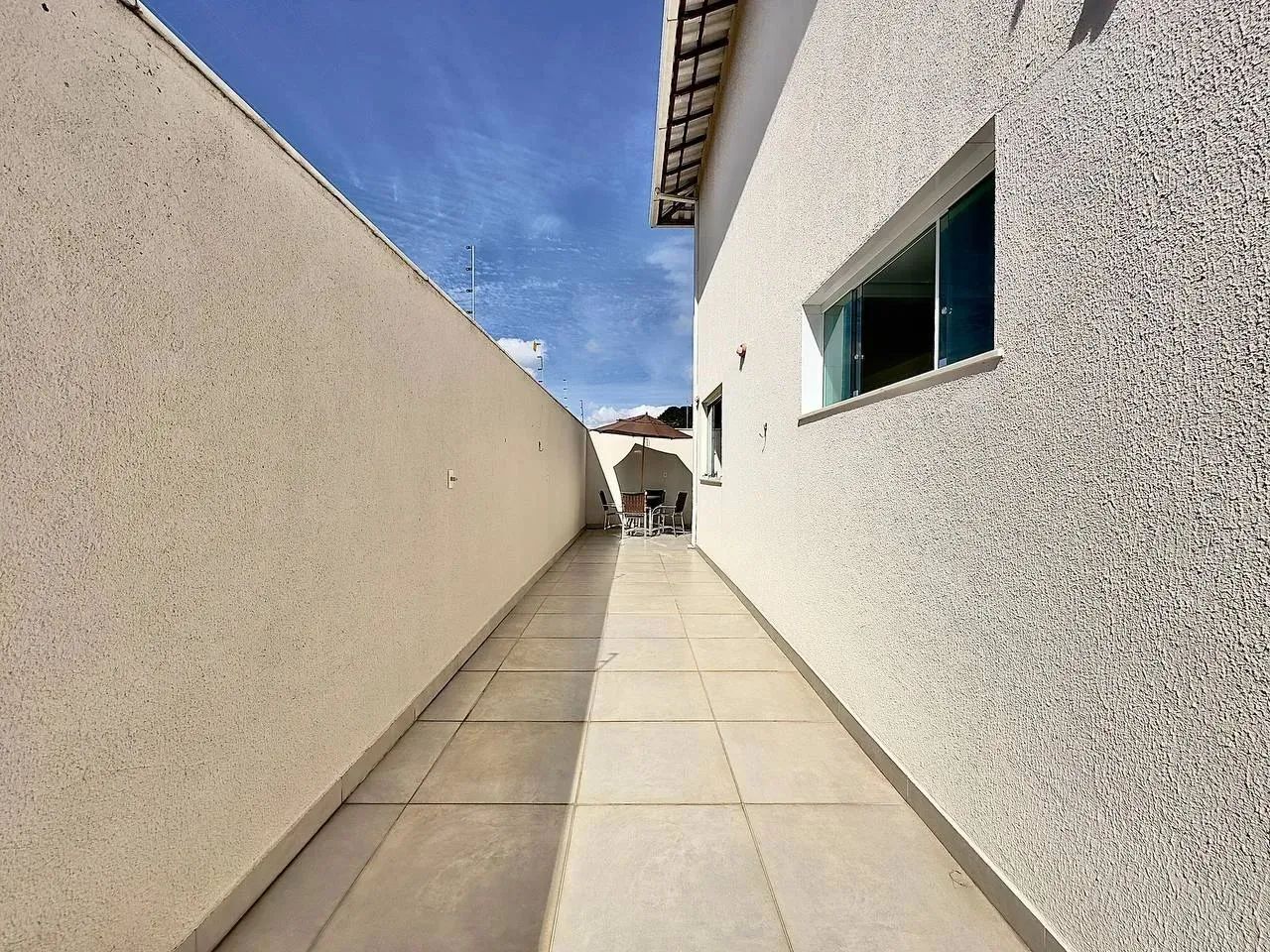 Casa com 2 Quartos e 2 banheiros à Venda, 133 m² por R$ 567.000 no Santa Amélia - Foto 4