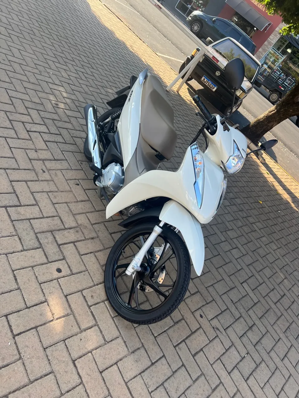 Biz 125 2023