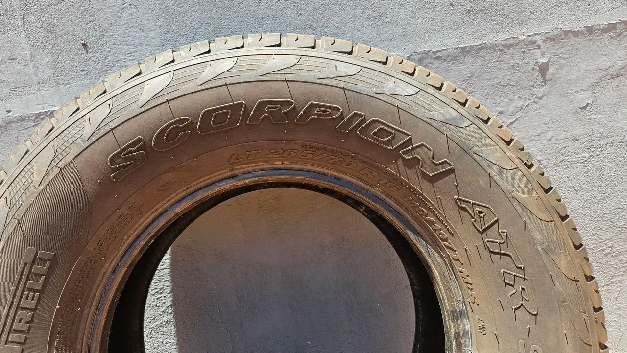 PNEUS 265/70/16 - Pirelli Scorpion - Foto 2