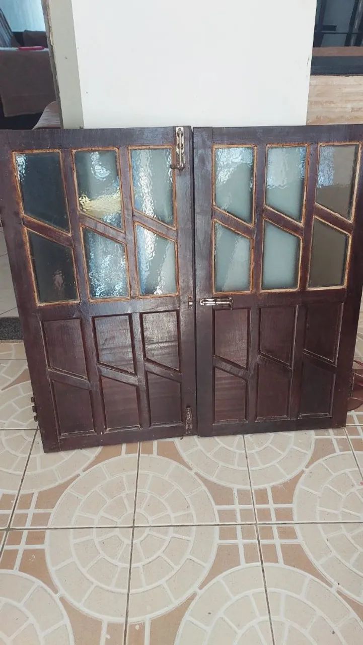 Portas e janelas completas