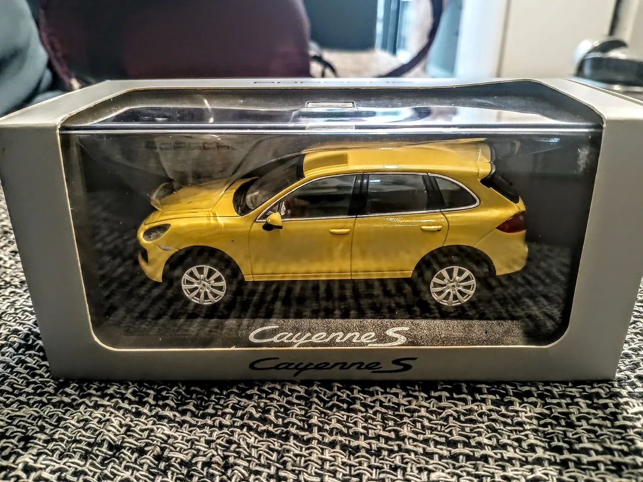 Miniatura Minichamps Porsche Cayenne S 1/43