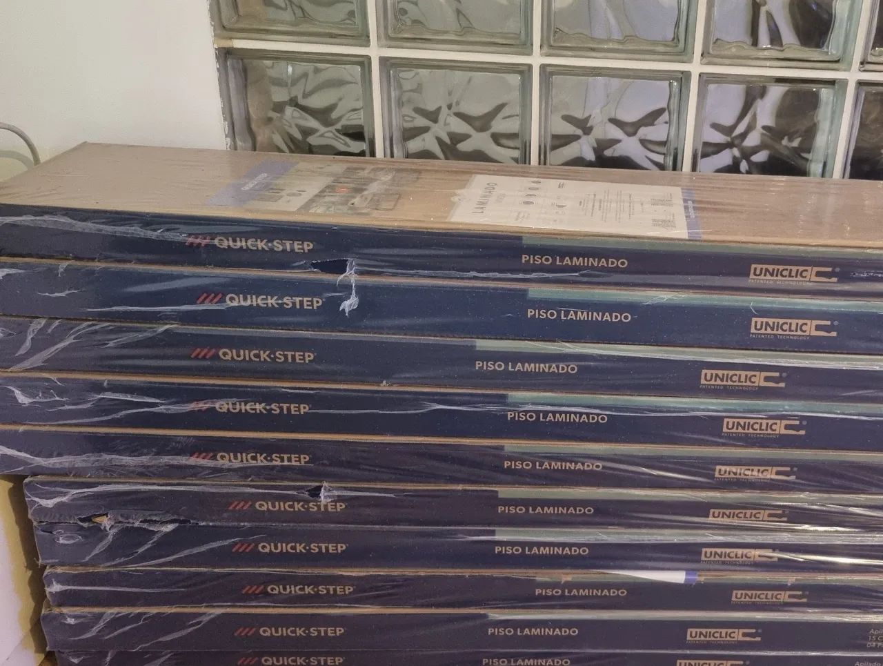Pisos Laminados Quick Step (linha Vision) Resistente a água