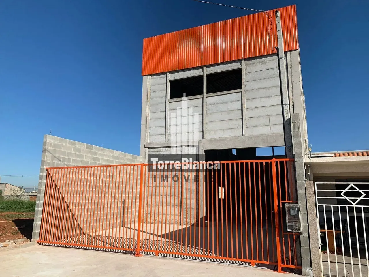 Galpão / Barracão para locação com mezanino e banheiro, 180 m² - Cará-cará, Ponta Grossa,