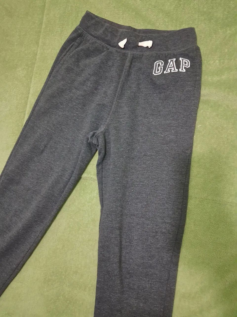 Calça GAP Infantil Original Tamanho 10/11 Anos - Novinha