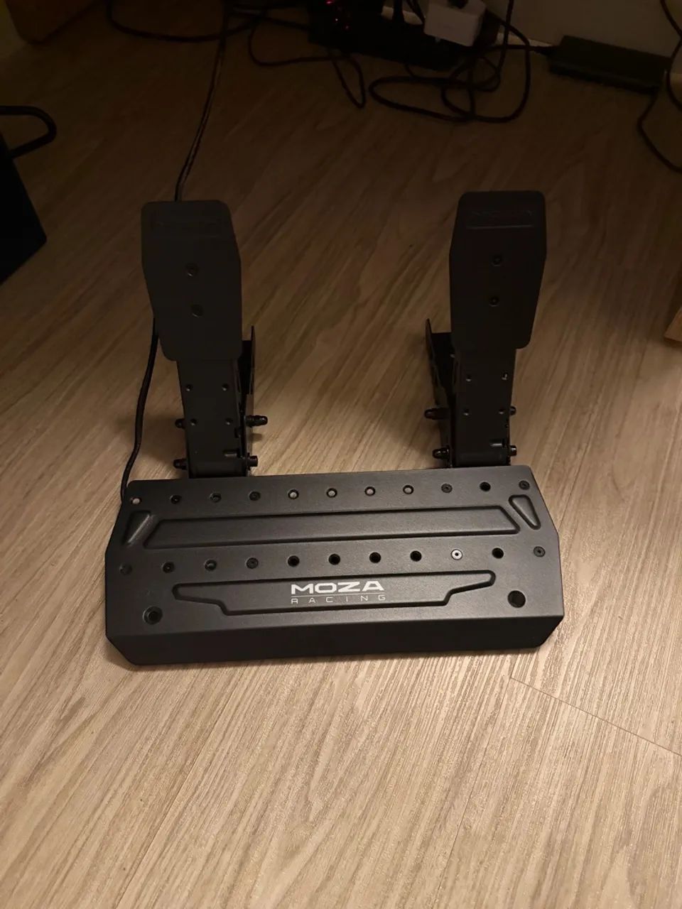 VOLANTE MOZA R3 para PC e XBOX - simulador - Foto 2