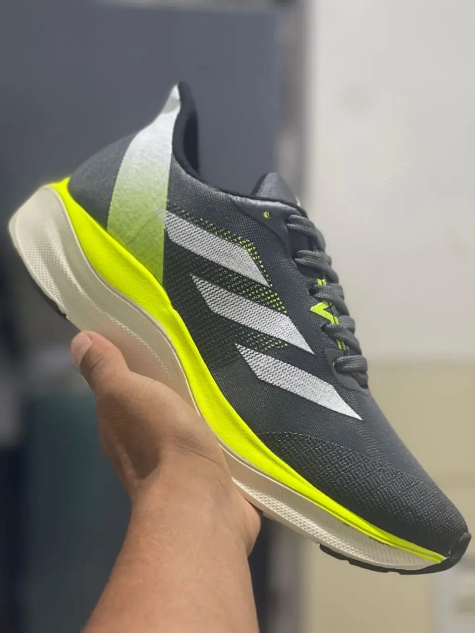 Tênis Adidas  - Foto 2
