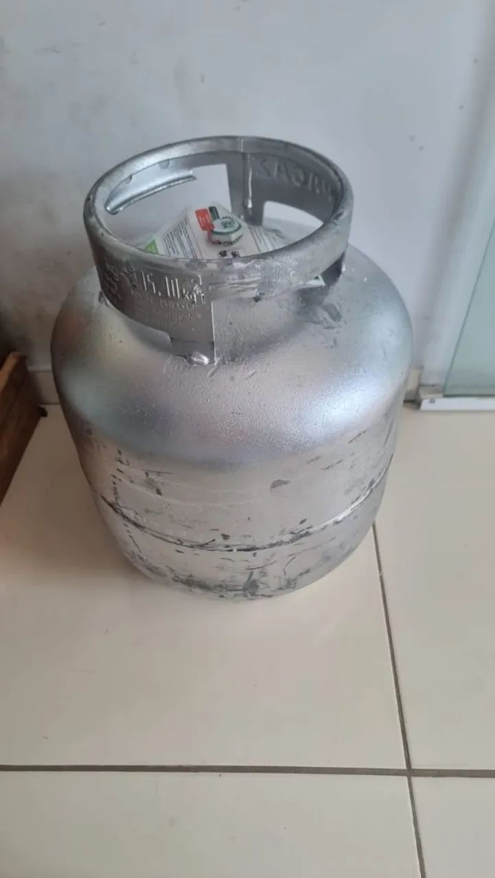  VENDO NOVO..........