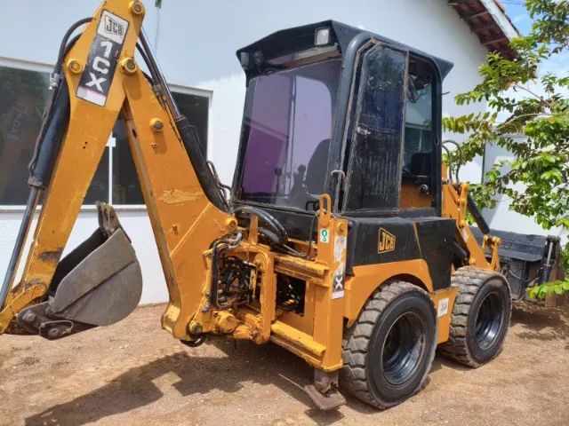 MINI RESTROESCAVADEIRA - Foto 2