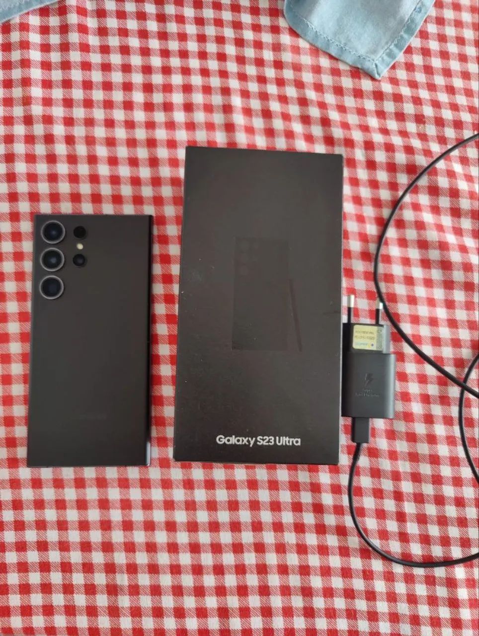 Samsung s23 ultra 256gb ainda na garantia (nota fiscal, caixa e carregador) 