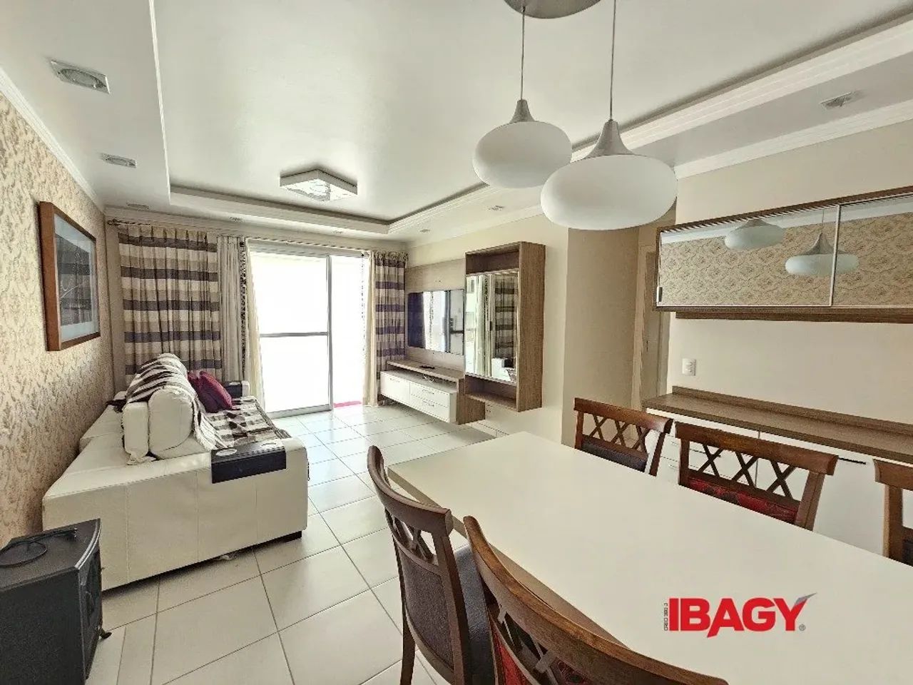 Excelente Apartamento 3 dormitório(s) em Serraria - São José