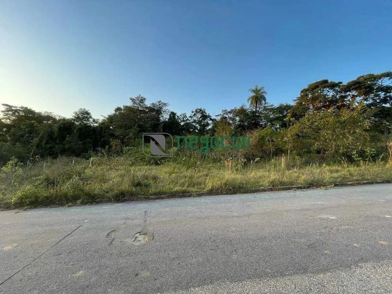 Excelente Lote com fundos para área preservada - Foto 5