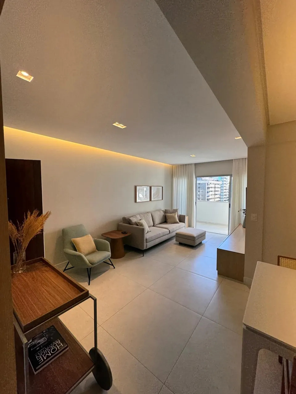 Belíssimo Apartamento - 100% Reformado e Mobiliado - Ponta Verde
