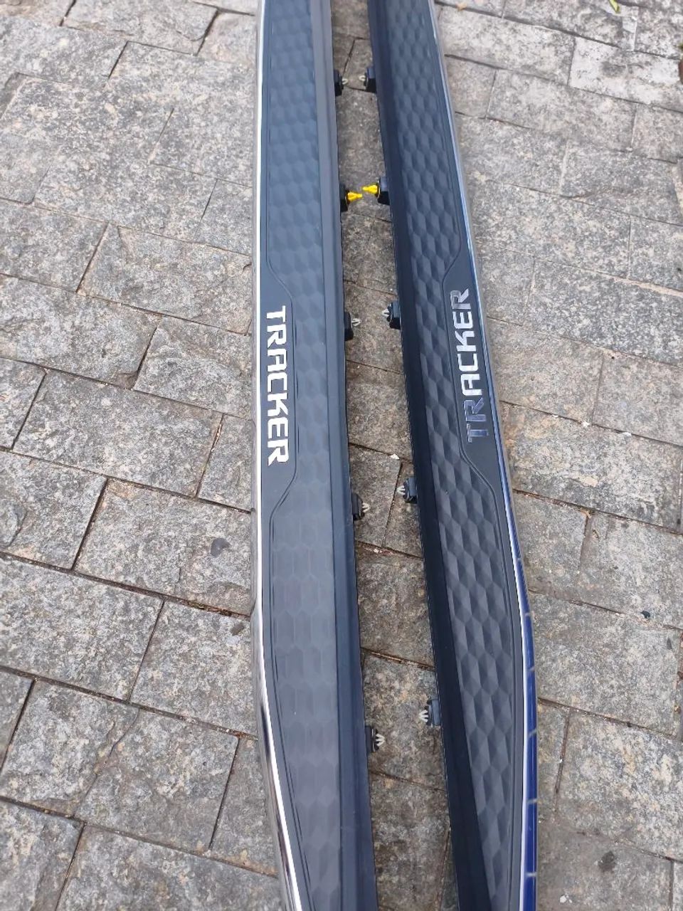 Estribo GM Tracker  - Foto 3