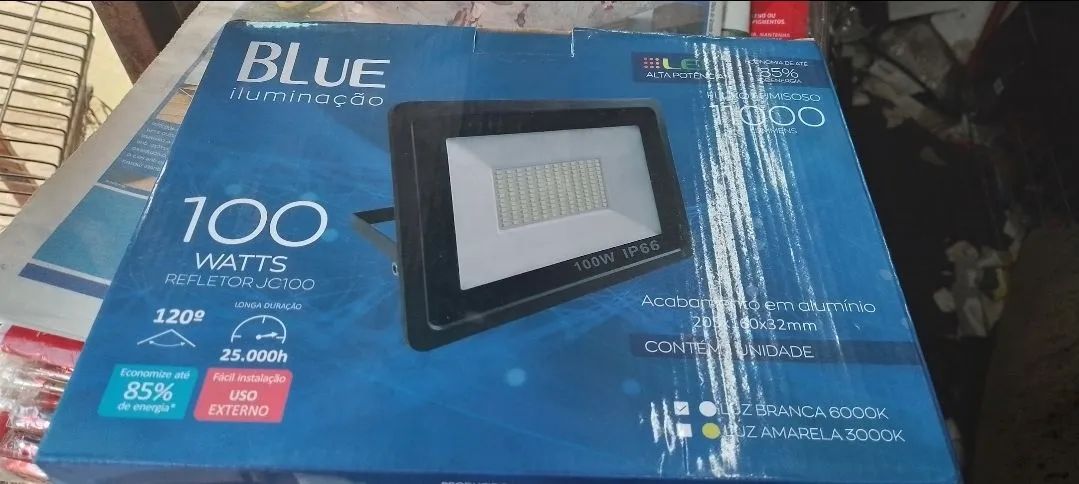 Refletor LED 100W para Iluminação Externa - JC100