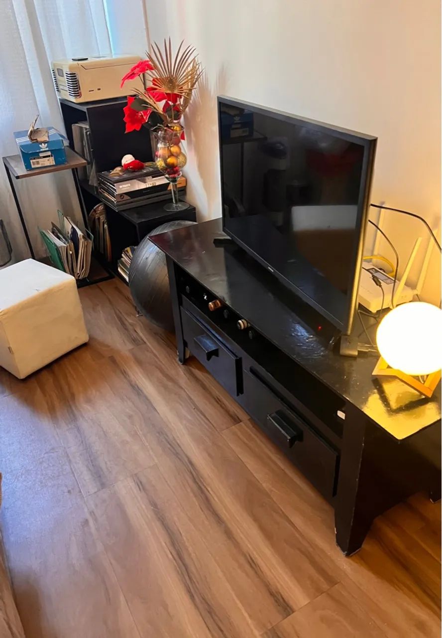 Rack para TV com 2 Gavetas