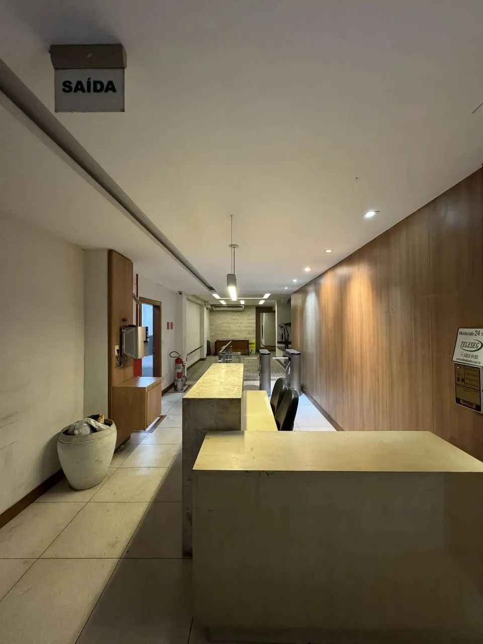 Imóvel para aluguel ou venda com 1384 m2 em Comércio - Salvador - BA