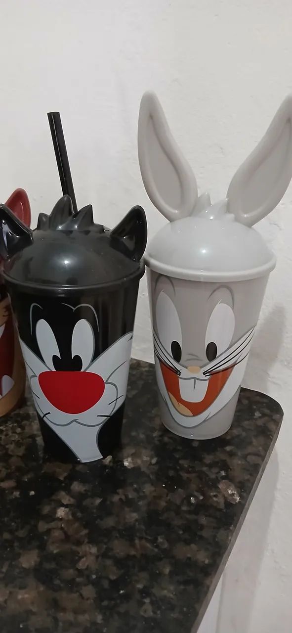 Copos Colecionáveis Looney Tunes