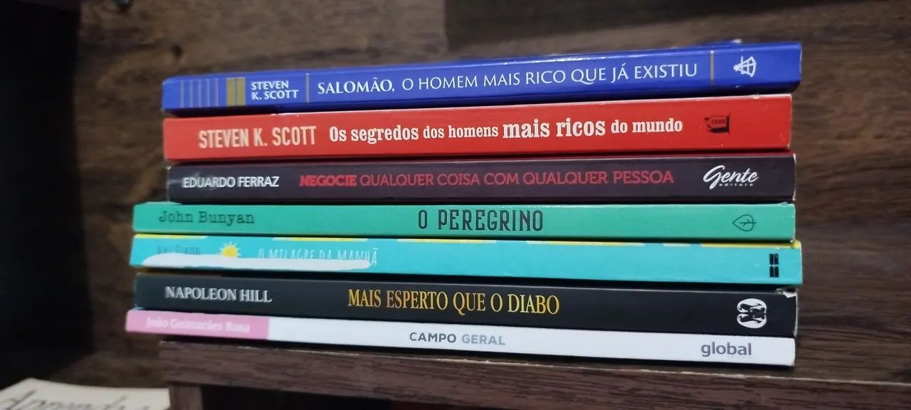 7 livros a venda (todos juntos)