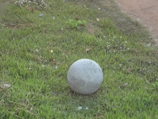 Esfera Concreto - Foto 2