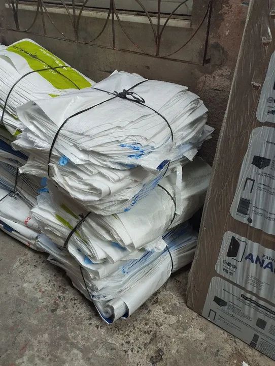Vendo saco para entulho ou outras coisas más.. - Foto 6